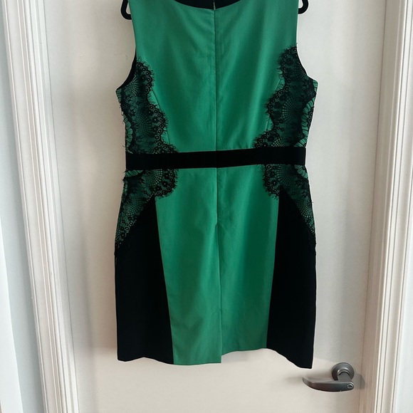 Cute work dress - Picture 3 of 3